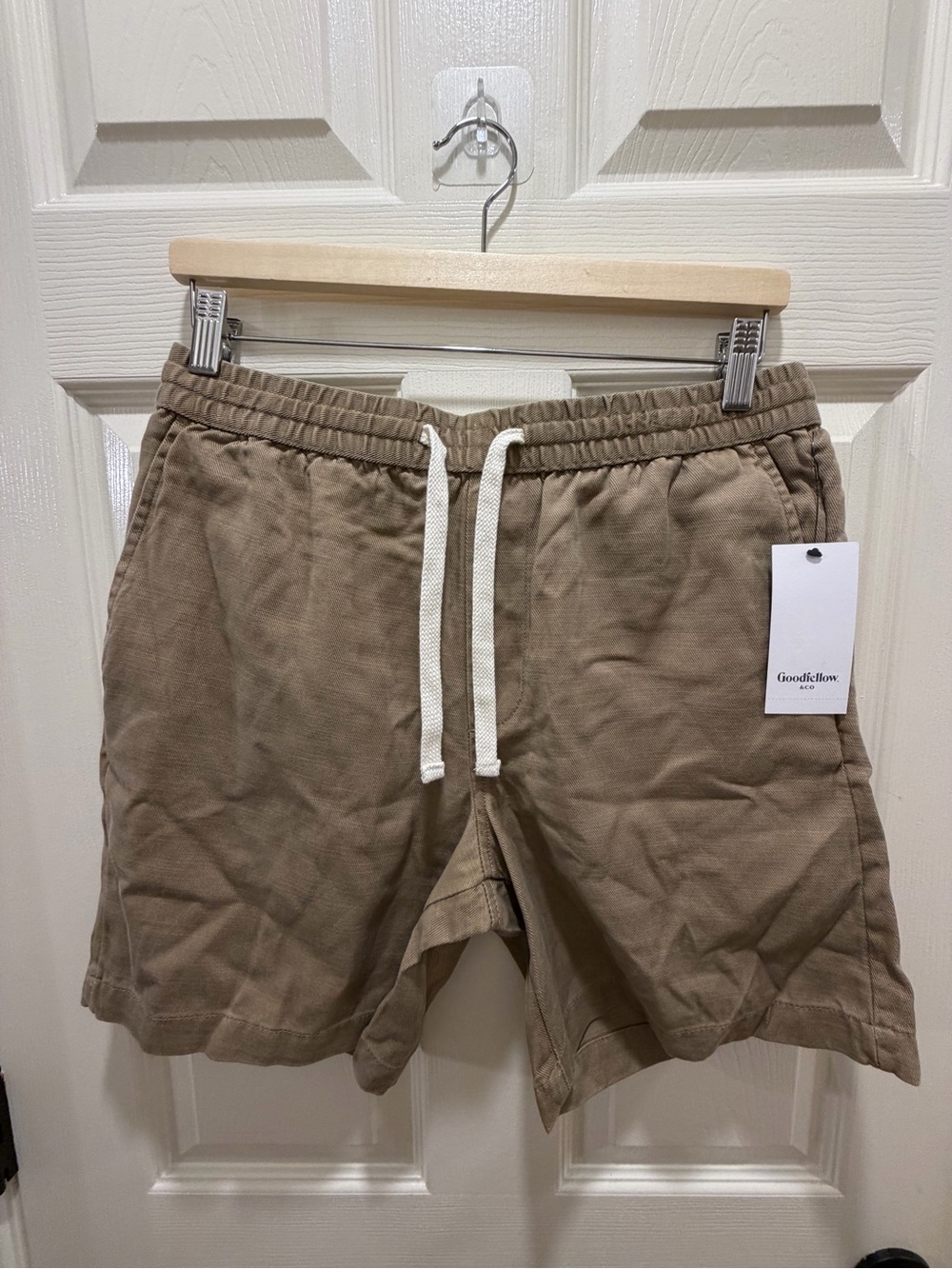 Goodfellow & Co tan “The Vintage”Drawstring Shorts 7” Inseam- Small